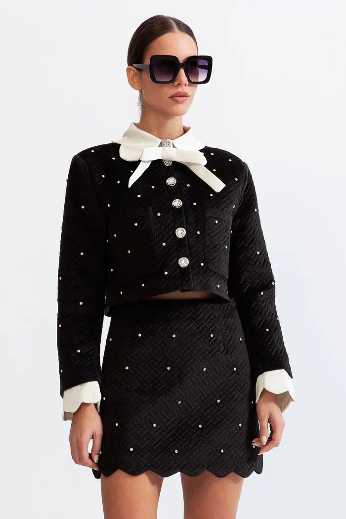 Conjunto Veludo com Detalhes Bordados