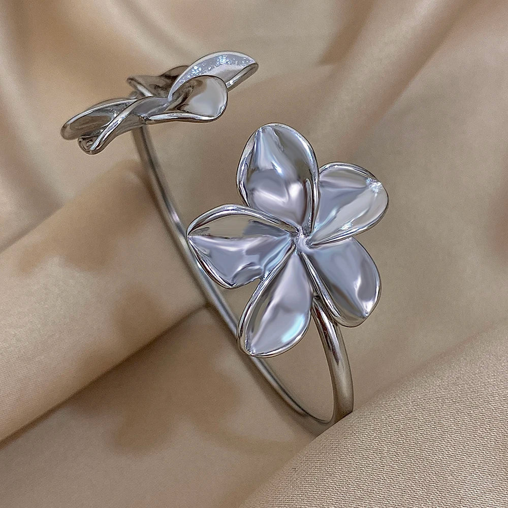 Bracelete de Aço Inoxidável Dupla Flor - Bracelete Floral Metal Dourado, à Prova D'Água, Joia para Festa