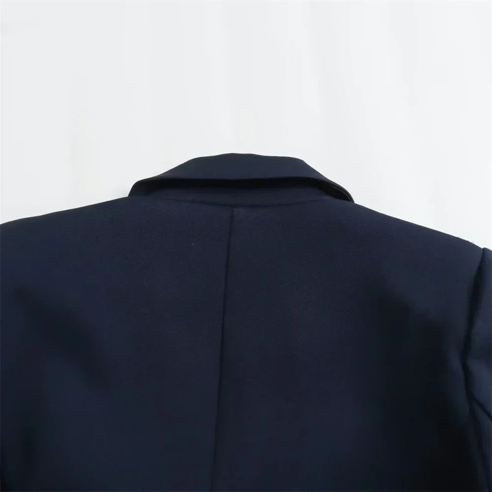 Conjunto Elegante – Blazer Curto com Botões Decorativos e Calça Pantalona