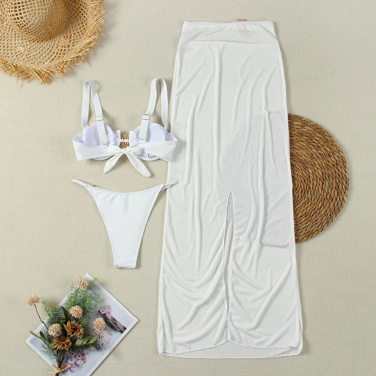 Conjunto Tres peças - Biquini e saia