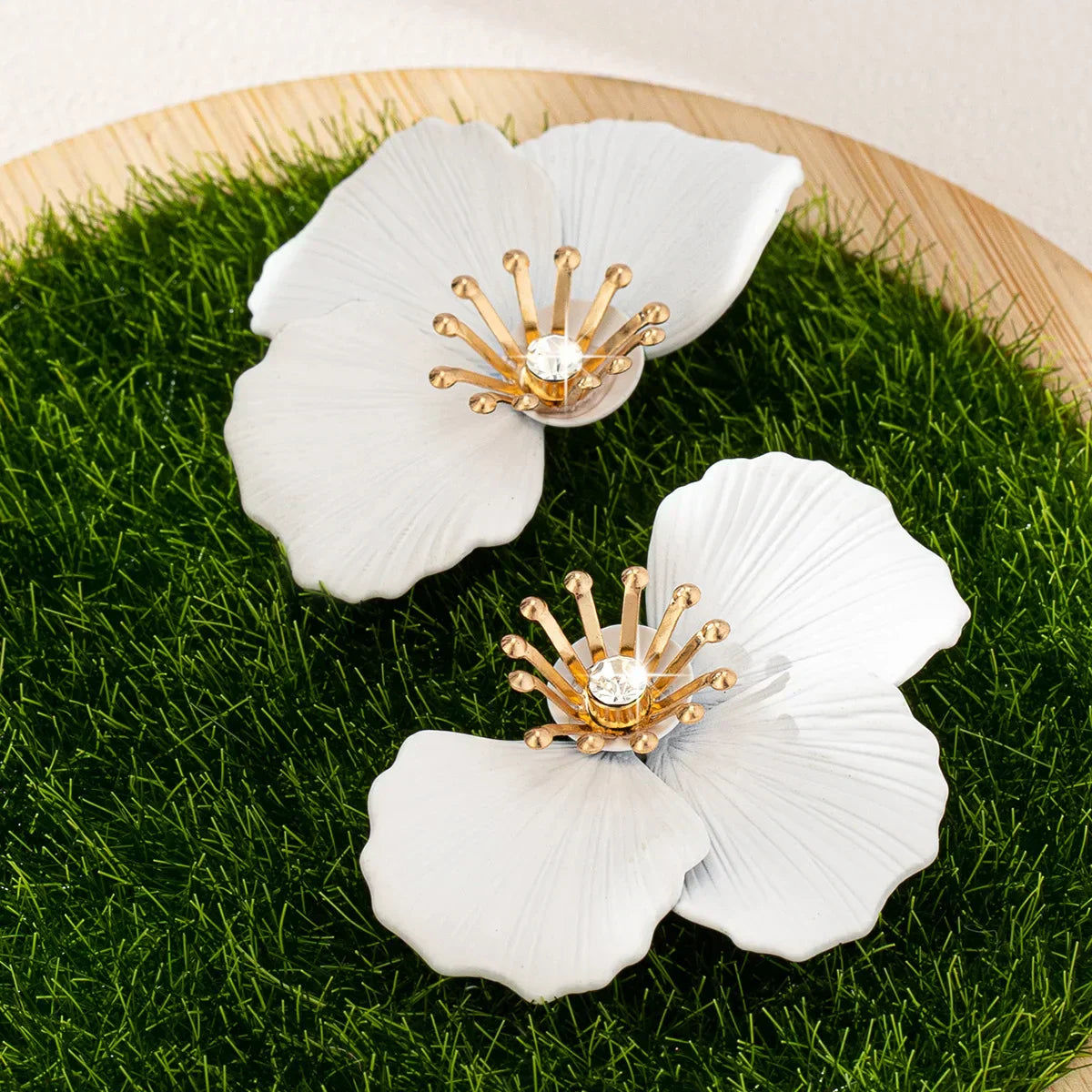 Brincos Femininos Elegantes – Charme e Sofisticação