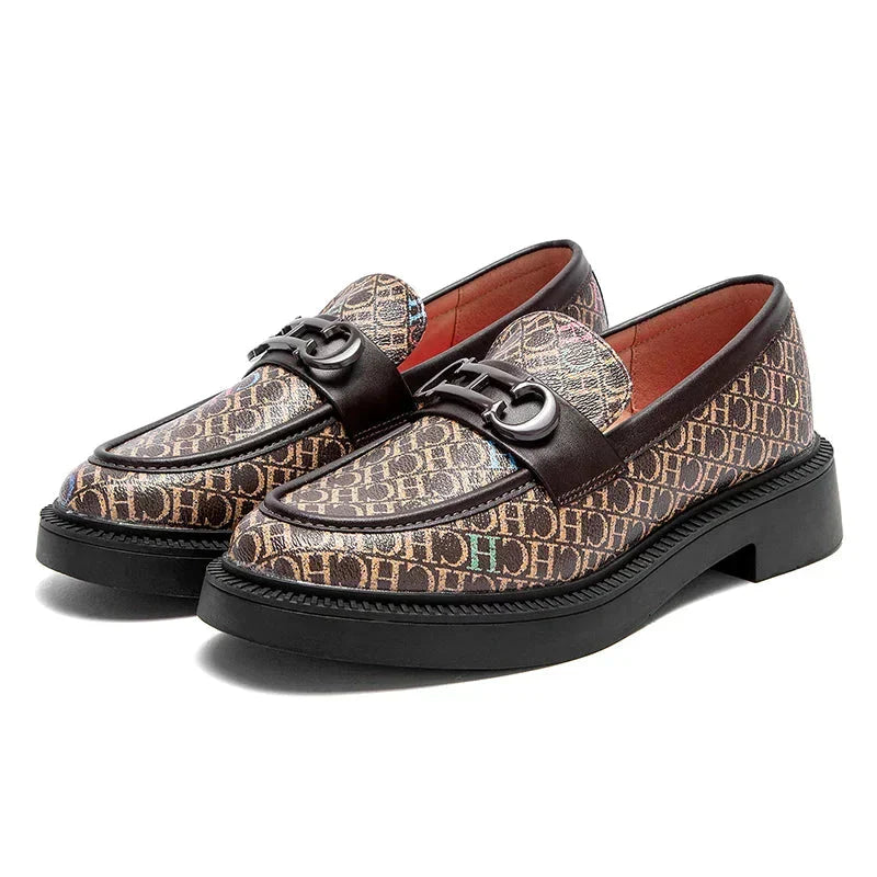 Sapato Feminino CHCH Flat – Elegância Clássica