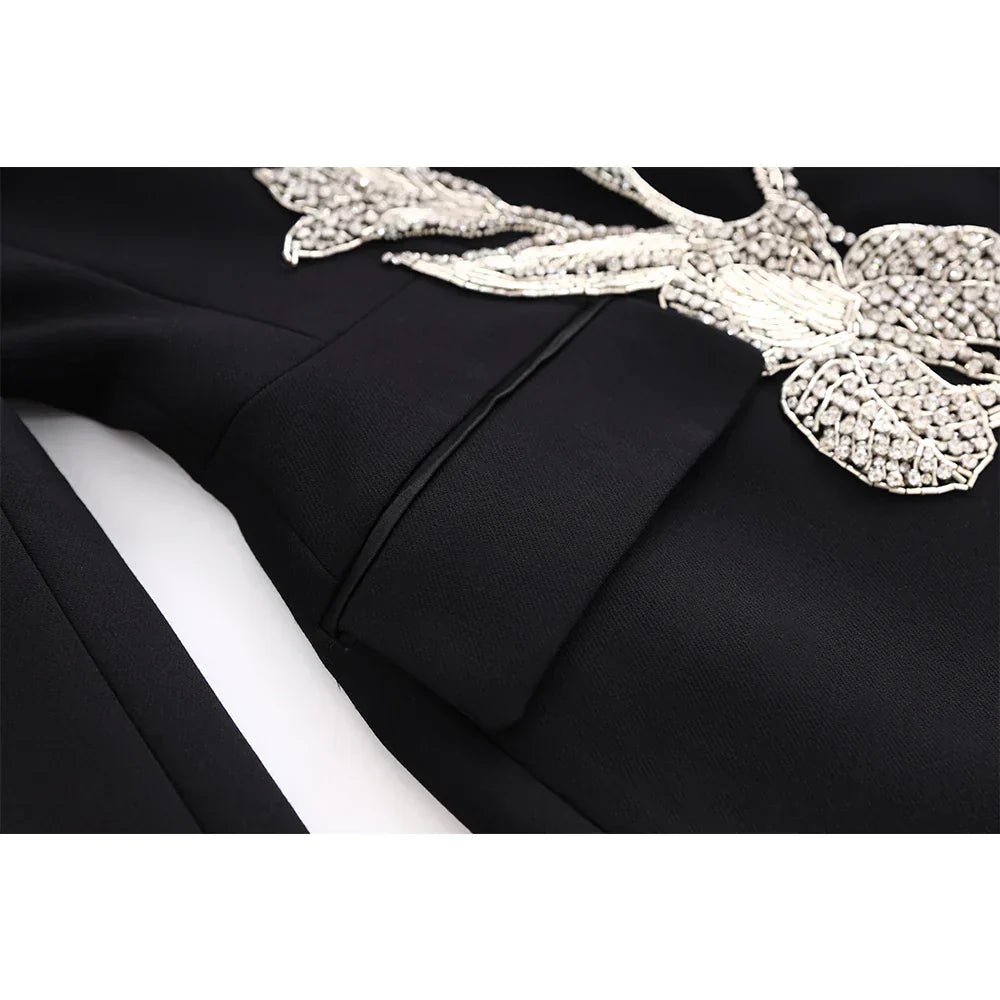 Blazer/Vestido Com bordado em Cristais - Com lapela em cetim