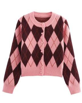 Cardigan Feminino em Tricô Jacquard – Estampa Argyle, Gola Redonda e Botões Frontais