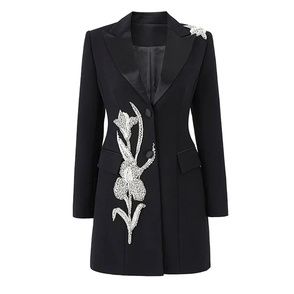 Blazer/Vestido Com bordado em Cristais - Com lapela em cetim