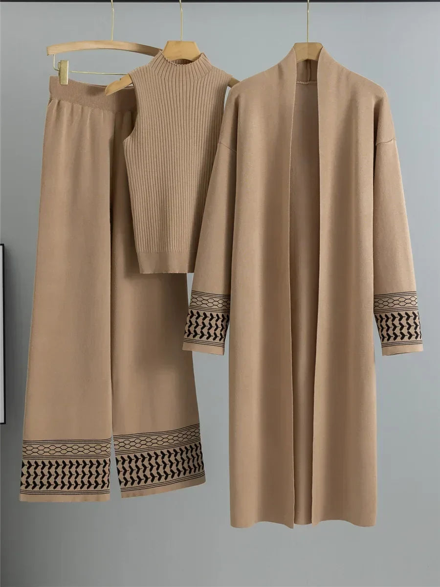 Conjunto Feminino 3 Peças de Tricô – Colete, Cardigan Longo e Calça Pantalona