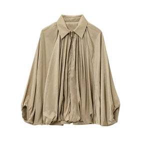 Jaqueta Bomber em Cetim Leve – Zíper Frontal e Detalhe Plissado, Casual e Elegante