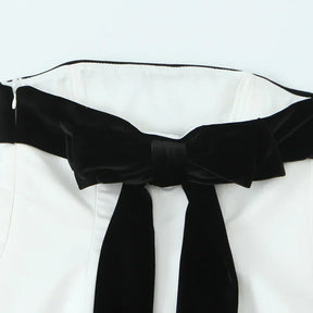Blusa Sem Alças com Laço - Top Cropped Branco Estilo Chic