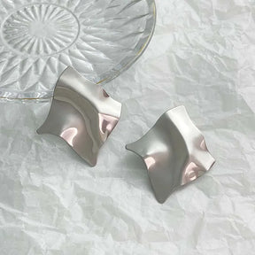 Brincos Geométricos Vintage – Estilo e Sofisticação